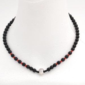 TOTAL BLACK – l'eleganza del nero - Buddha